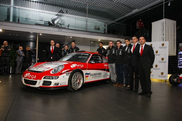 002 presentacion ares racing 025